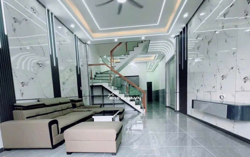 SỐC! CHỈ CÒN 1 CĂN NHÀ PHỐ 3 TẦNG KỀ SÁT ĐH VIỆT ĐỨC – KINH DOANH HOẶC Ở ĐỀU PHÙ HỢP